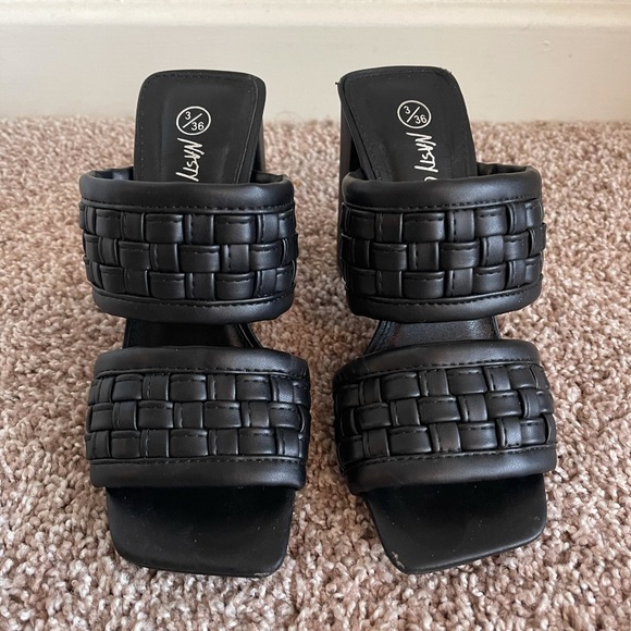 Square toe high heel - Picture 4 of 5